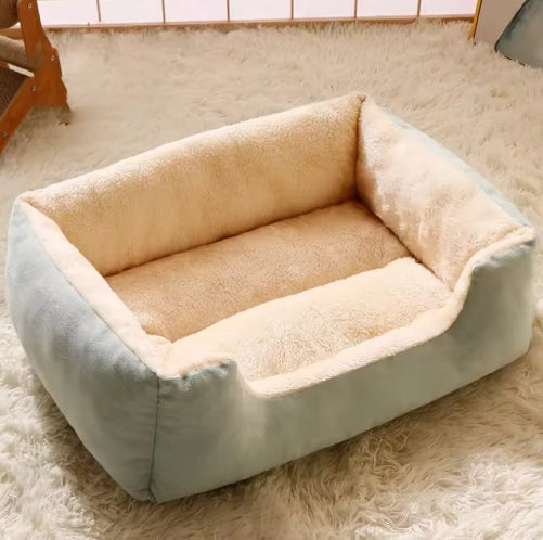 Cozy Pet Bed for Cats & Dogs – Soft Cushion Basket House